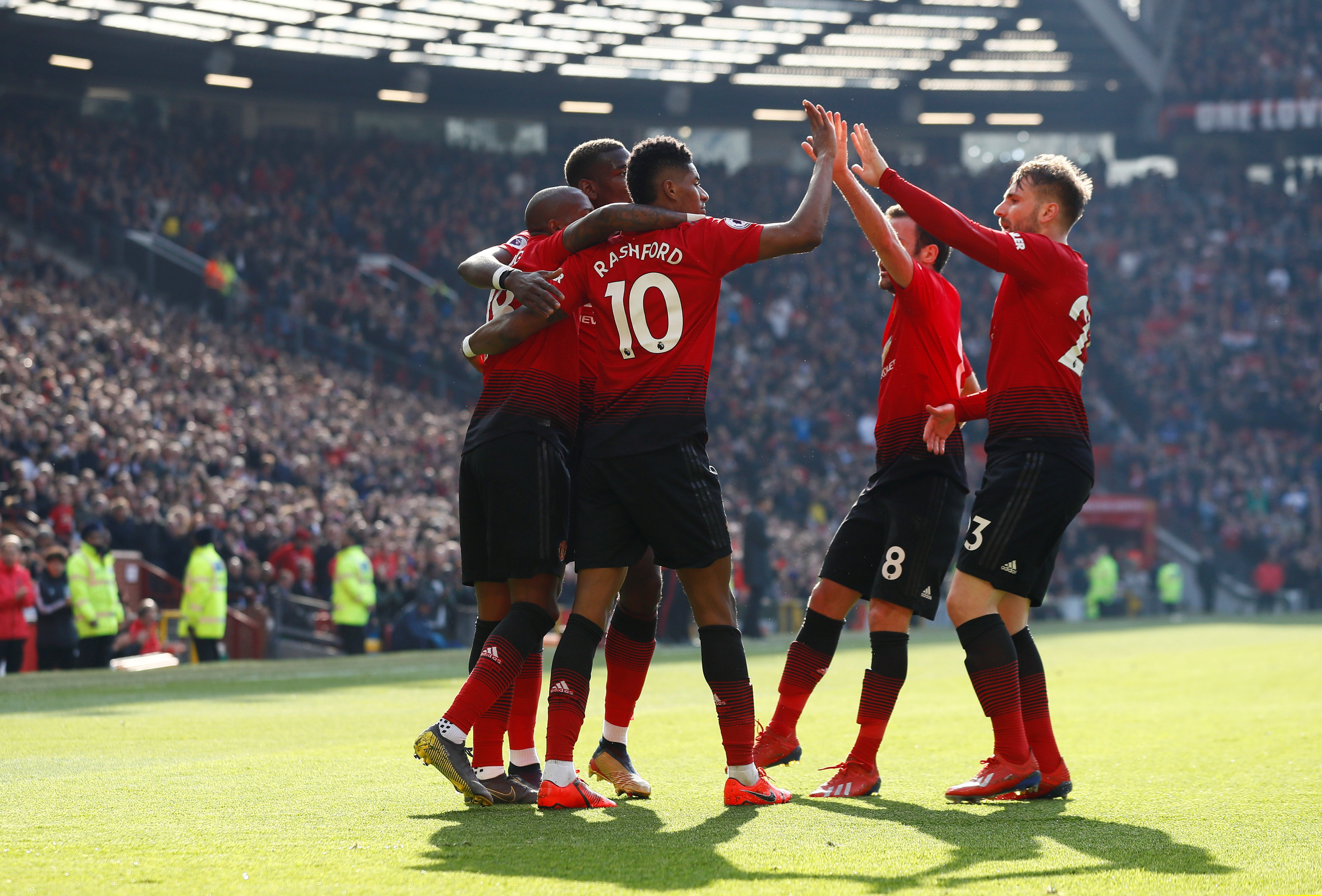 与球员建立 与球员建立